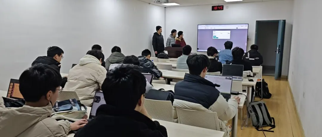 南京大学 AI 编程公开课